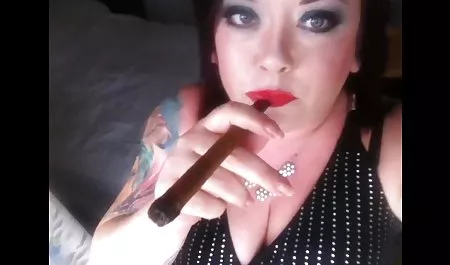 سارة لديها طفل يمتد كثيرا جنس محارم سحاق