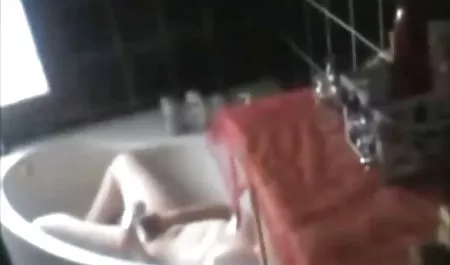 صغيرة جنس محارم لبناني بي بي سي الشرج جودي تايلور