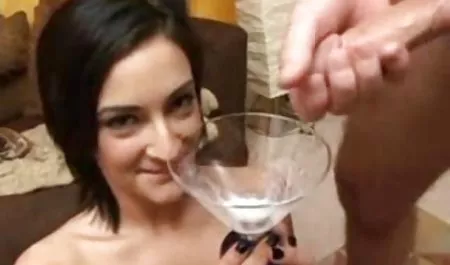 الكلبة قرنية الملاعين قصص سكس محارم حديثه له بعد الرقص