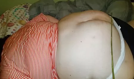 رائعة علياء منتدى قصص جنس محارم حديد تنطلق في موعد جنسي لتدليك الشرج