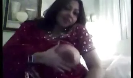فتاة روسية تعلم قصص جنسية مع المحارم الشرج
