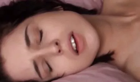 ممارسة الجنس على الشاطئ! سخيف البرية في جزيرة - زوجين الهواة قصص sexمحارم