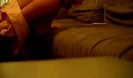 الشباب في سن المراهقة يحاول الشرج لأول مرة فيلم جنس محارم