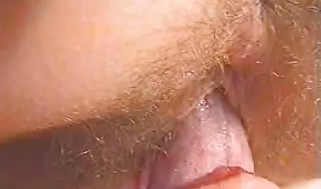 تحصل مارس الجنس صور جنسية محارم أثناء وجوده على الهاتف