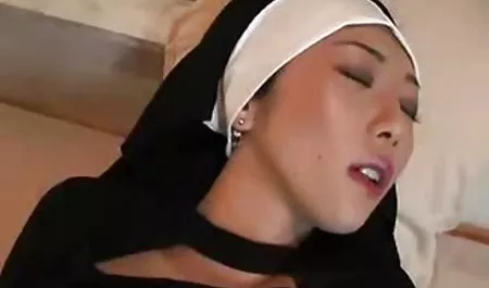 في سن المراهقة شرق آسيا جنس محارم في المطبخ يشتكي أثناء ممارسة الجنس