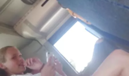 أمي في سن المراهقة إغاظة صور جنسية محارم كس